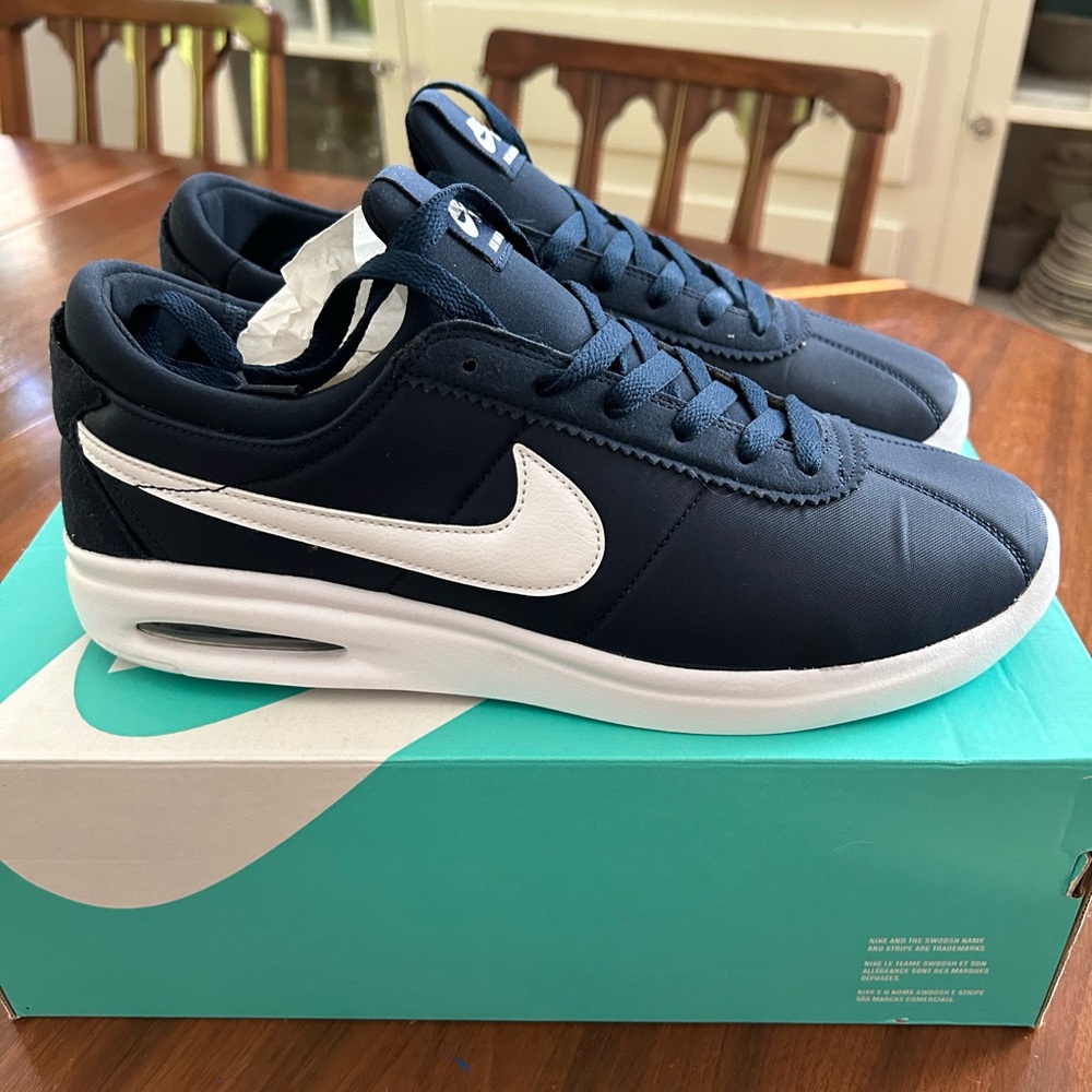 Nike Air Max Bruin Vapor Textile shoe, black, men’s size 10